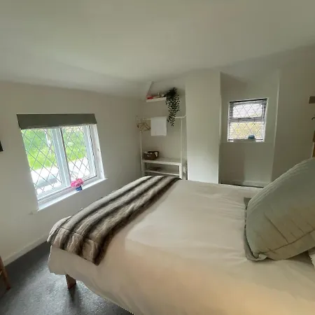 Highway Cottage Luxury B&B Kilburn  Exterior photo